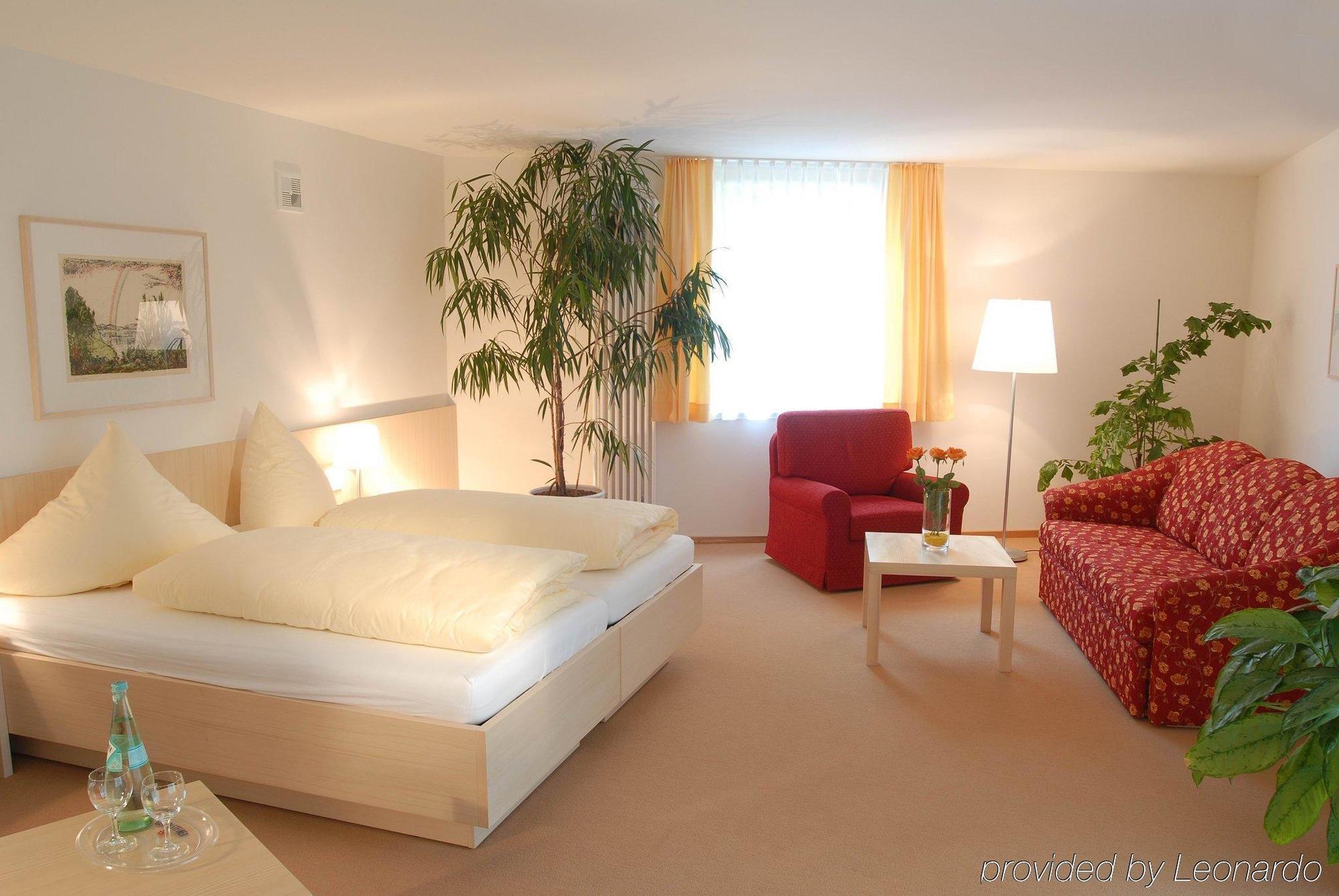Landhotel Allgaeuer Hof Wolfegg Ruang foto