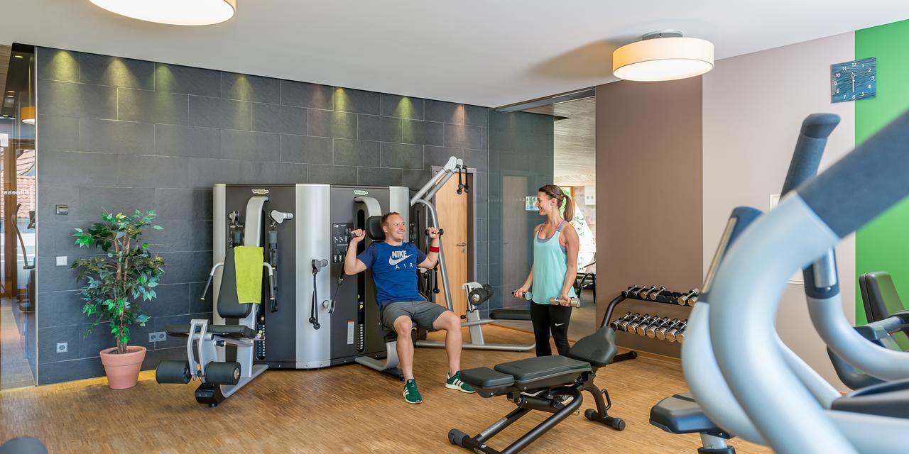 Landhotel Allgaeuer Hof Wolfegg Bagian luar foto